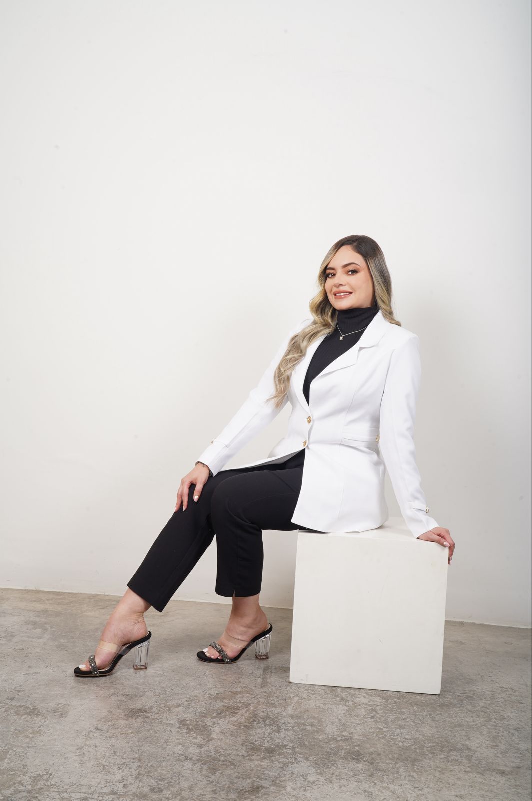 Bata Blazer Médica Femenina